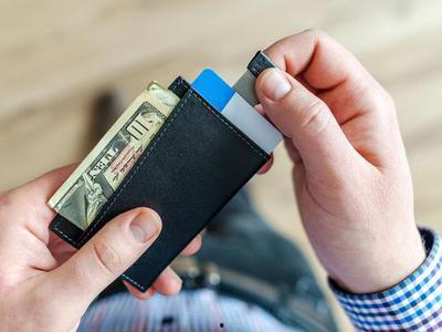 捂紧钱包理性吃瓜,揭秘网络舆论背后的消费陷阱