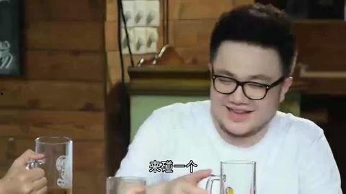 路人吃瓜小说,揭秘路人吃瓜背后的故事