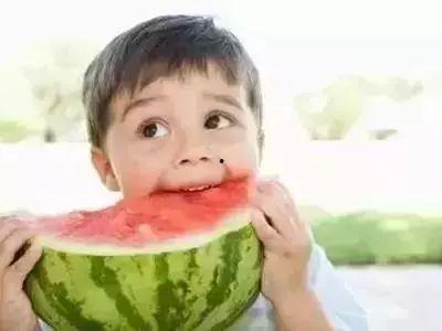 陈少腾吃瓜,揭秘娱乐圈幕后真相