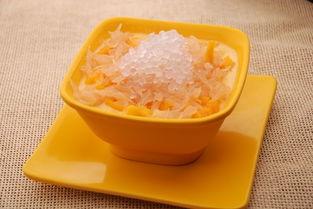 吃货吃哈密瓜的甜品,甜蜜诱惑，尽享舌尖盛宴