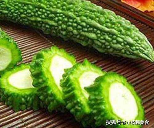 近期吃瓜汇总学校,近期校园热点事件大盘点”