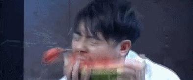 想默默吃瓜,揭秘娱乐圈幕后真相