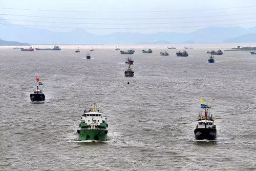 舟山吃瓜渔船,海上吃瓜的悠闲时光