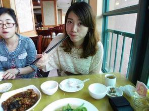 女的旅游吃瓜,女性游客的旅游“吃瓜”之旅